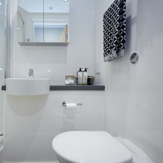 Bronze En Suite - Image 4